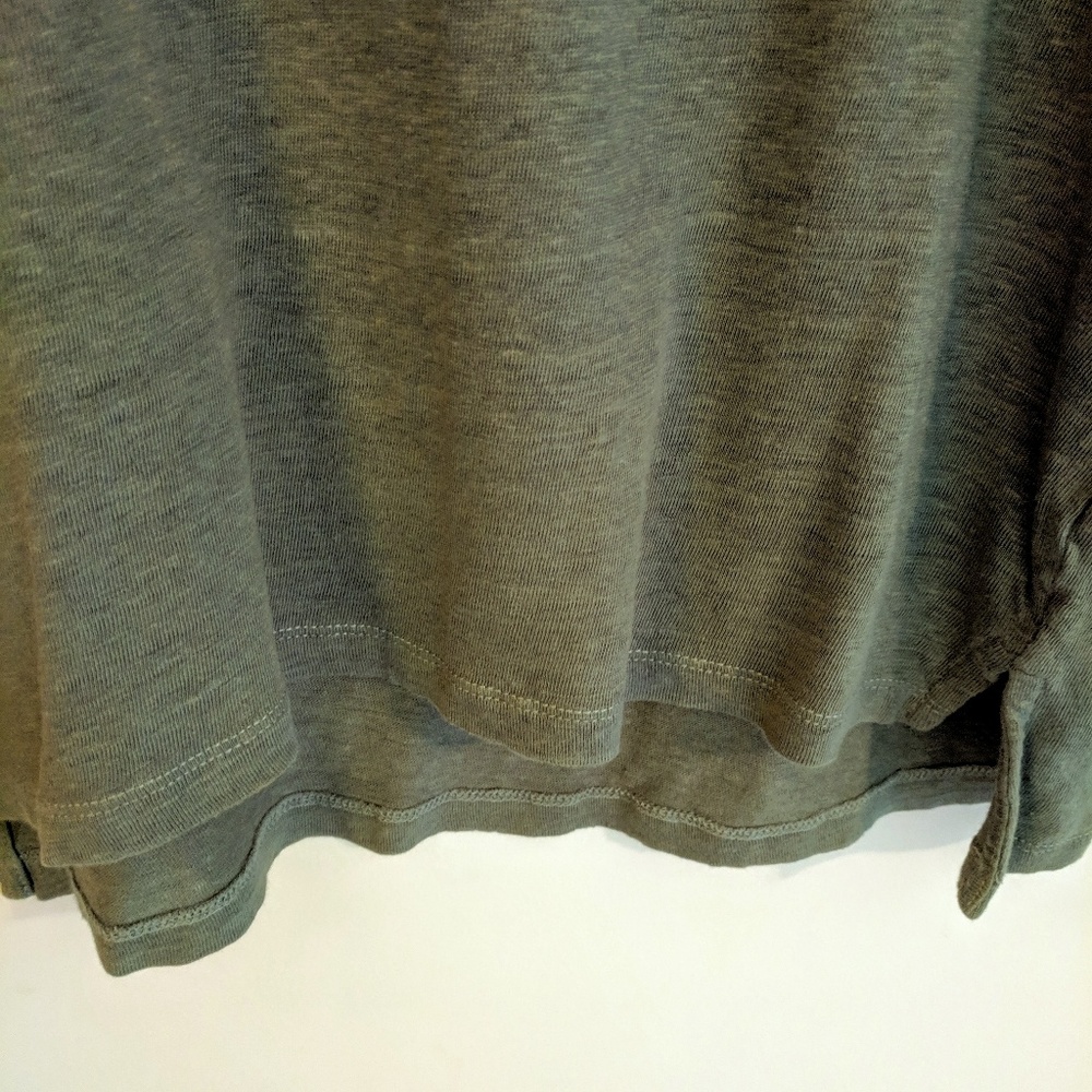 Artisan NY ⭐ Olive Hi-Low Linen Top SMALL - Picture 5 of 6